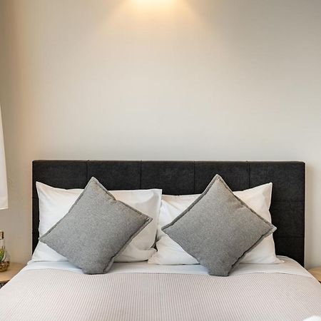 White & Gray Apartment Rethymno  ภายนอก รูปภาพ
