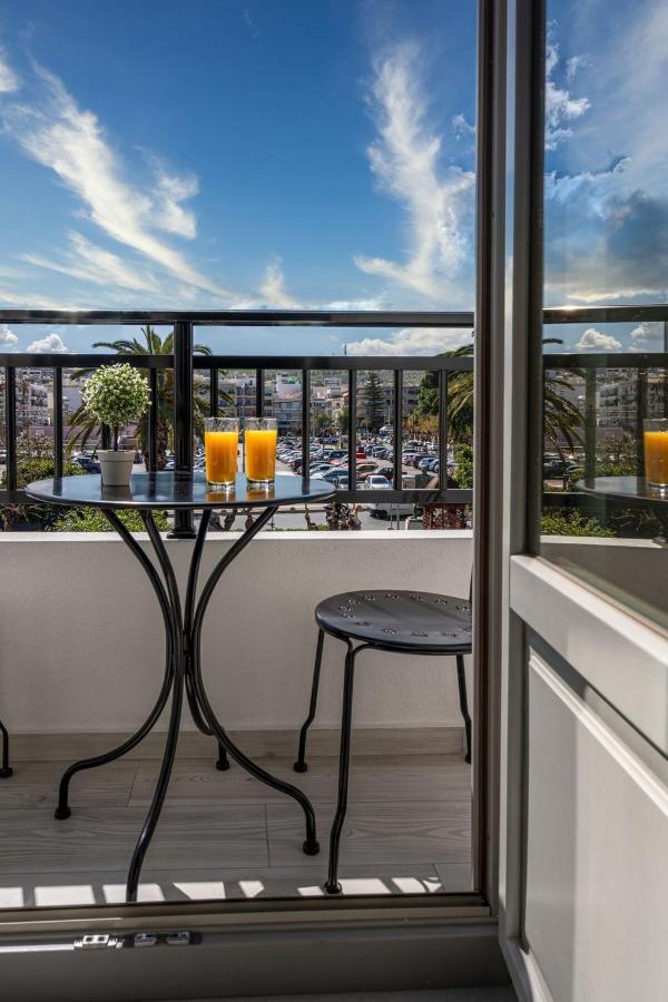 White & Gray Apartment Rethymno  ภายนอก รูปภาพ