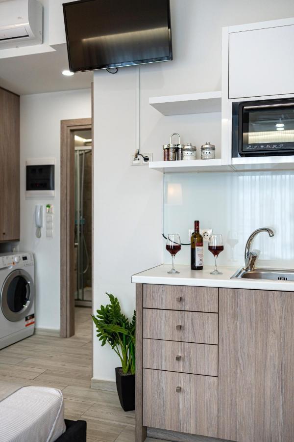White & Gray Apartment Rethymno  ภายนอก รูปภาพ